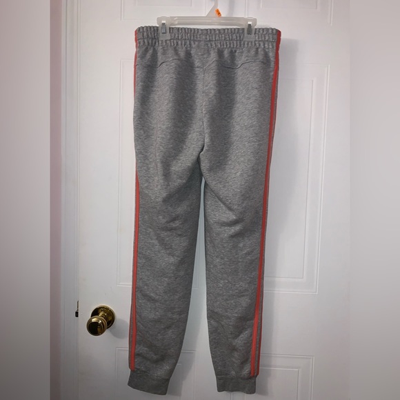 Adidas - Picture 2 of 3